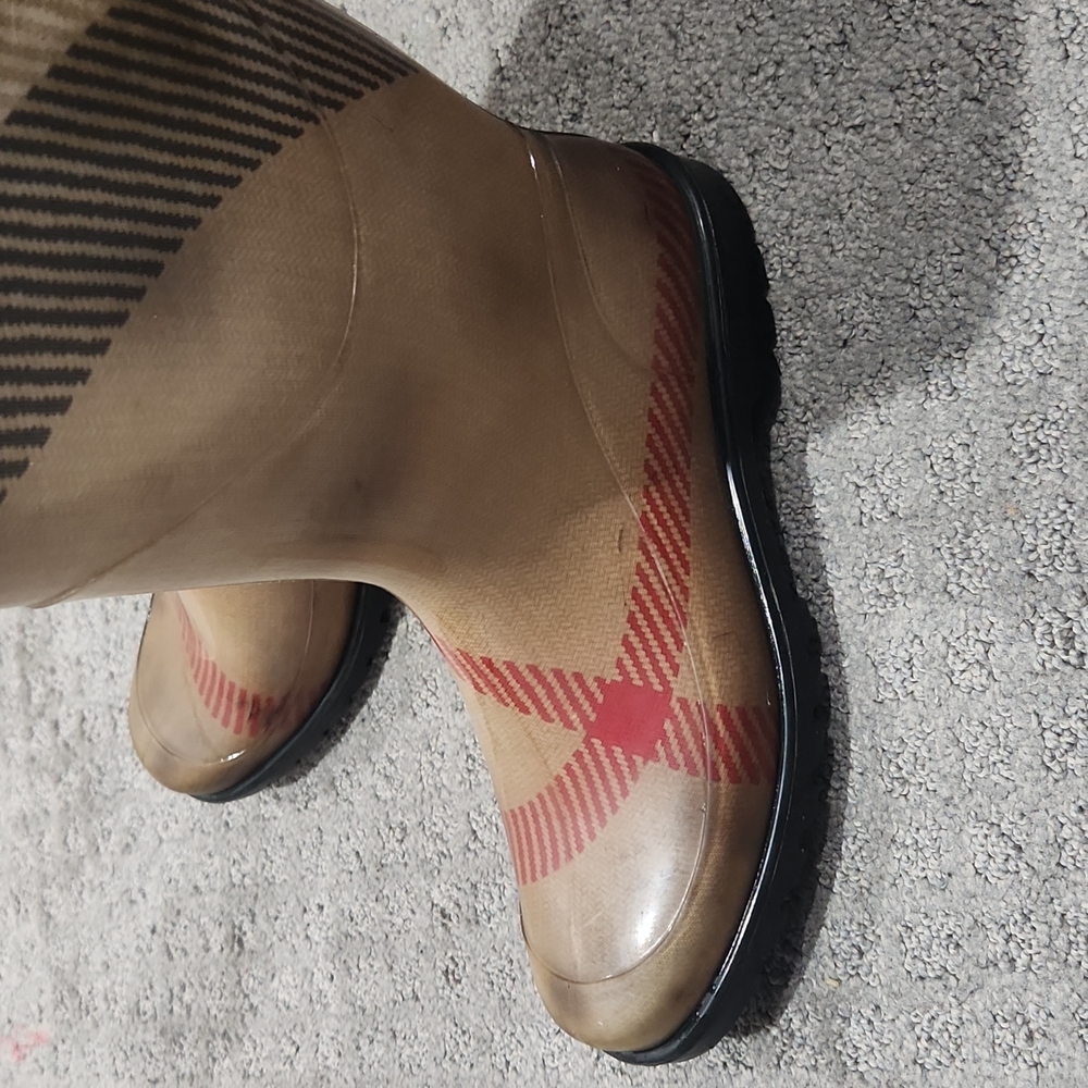 Authentic Burberry Rain Boots Size 8 - Picture 9 of 13